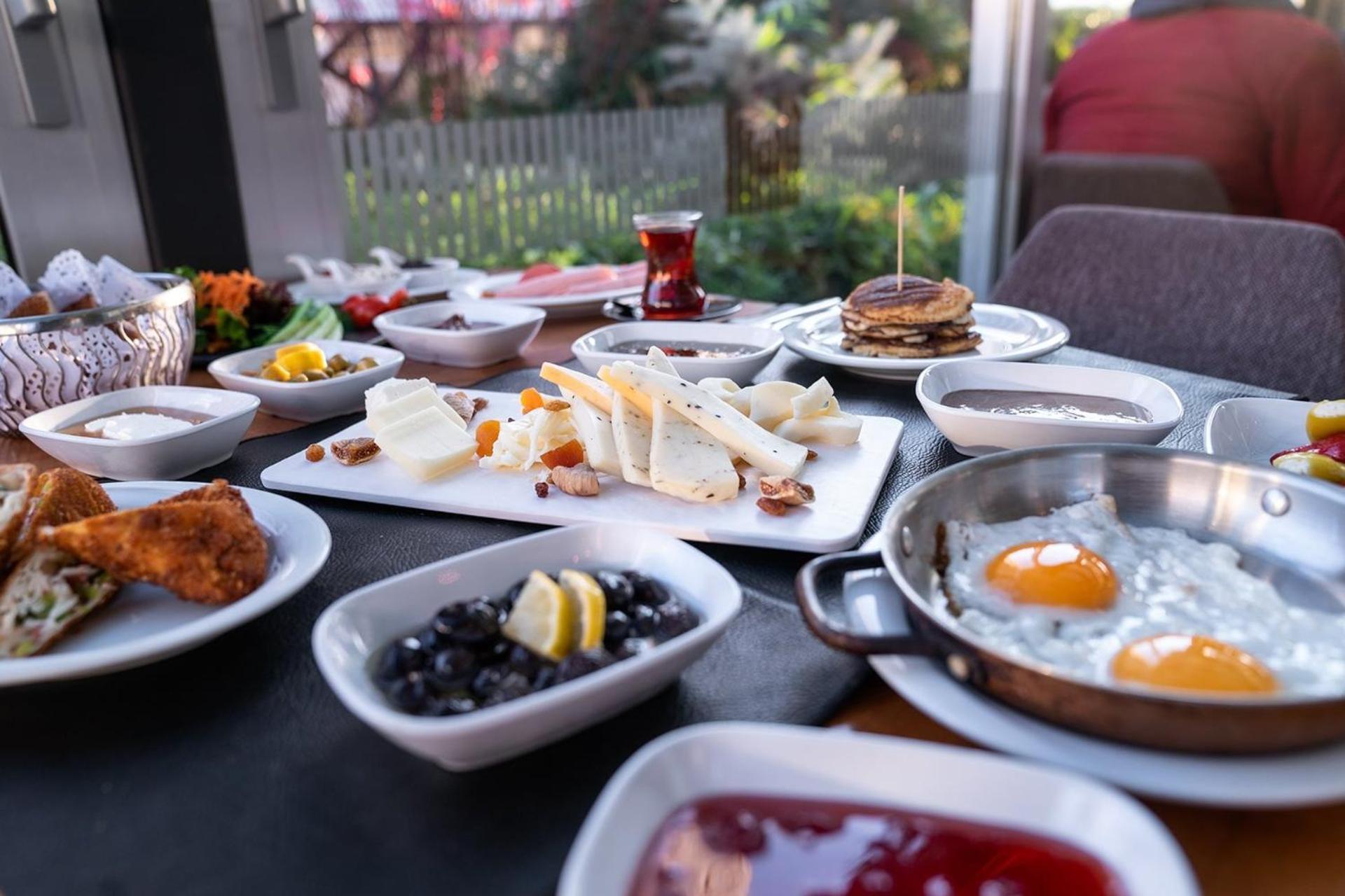 Sam Royal Hotel Eskişehir Esterno foto