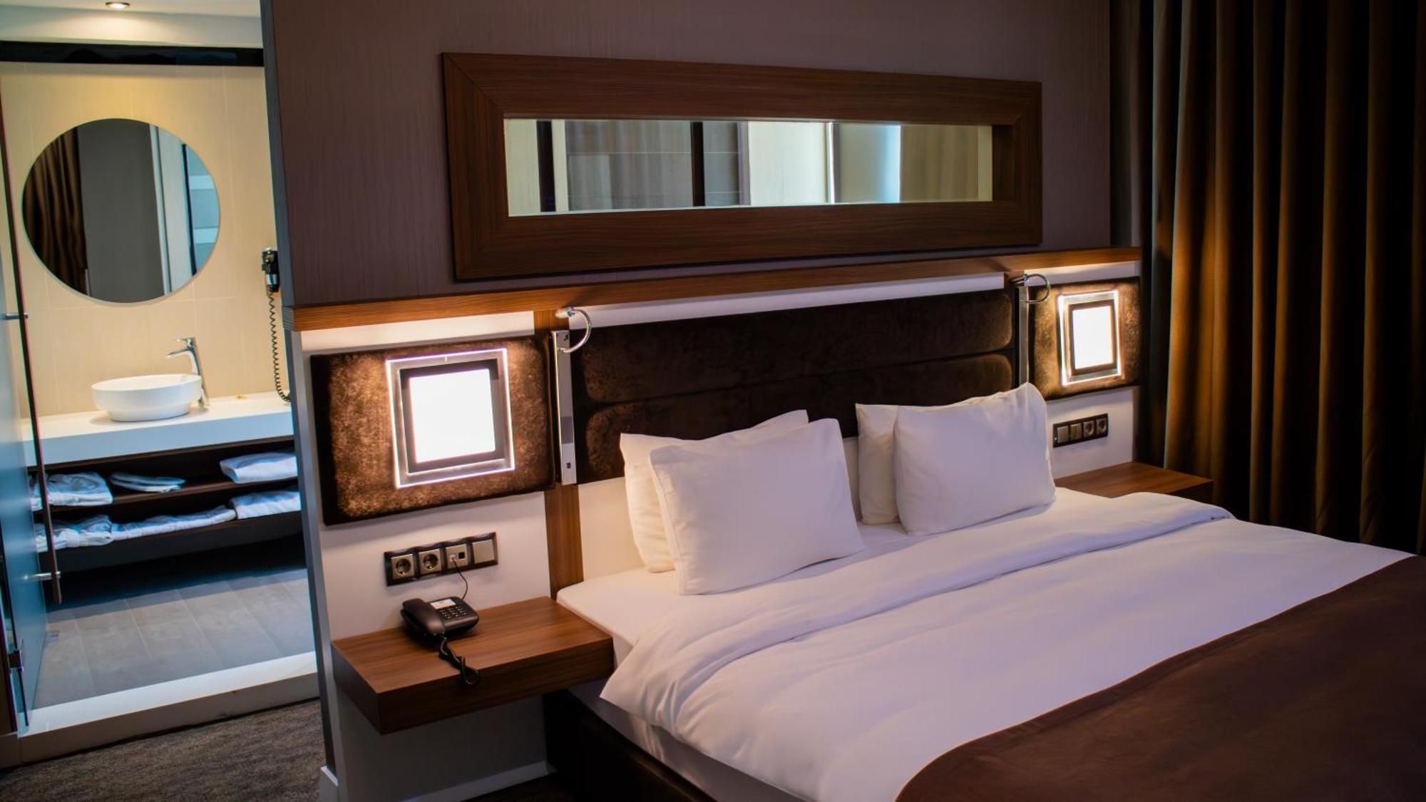 Sam Royal Hotel Eskişehir Esterno foto